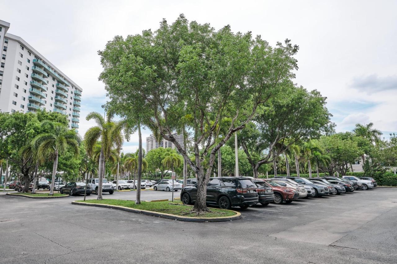Miami Beach Collins Ave Apartments Free Parking Sunny Isles Beach Exterior foto