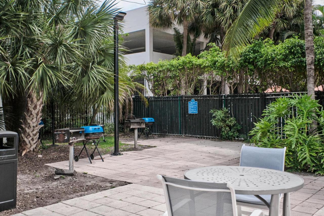Miami Beach Collins Ave Apartments Free Parking Sunny Isles Beach Exterior foto