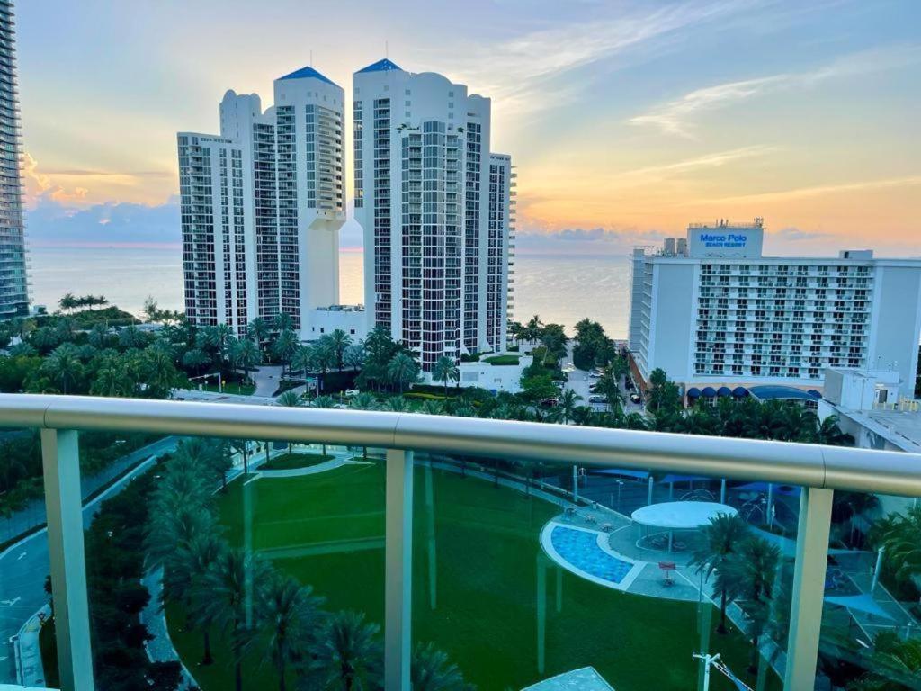 Miami Beach Collins Ave Apartments Free Parking Sunny Isles Beach Exterior foto